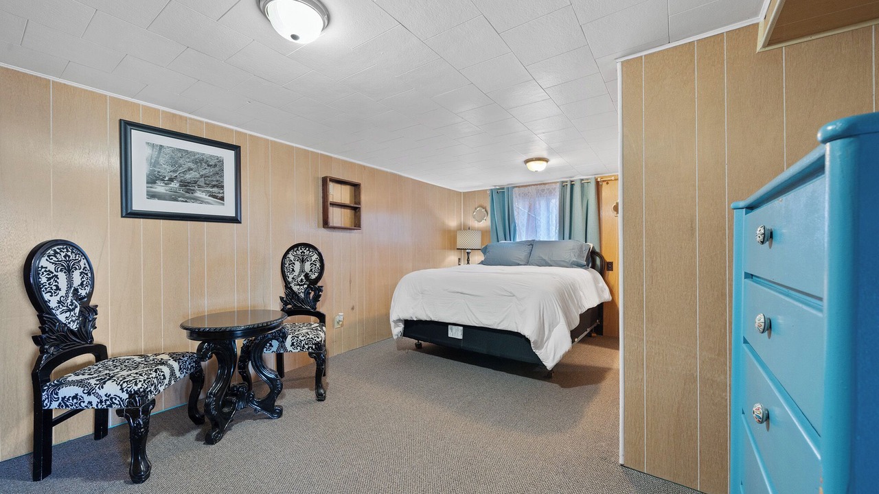 Photo of Bedroom in Netarts