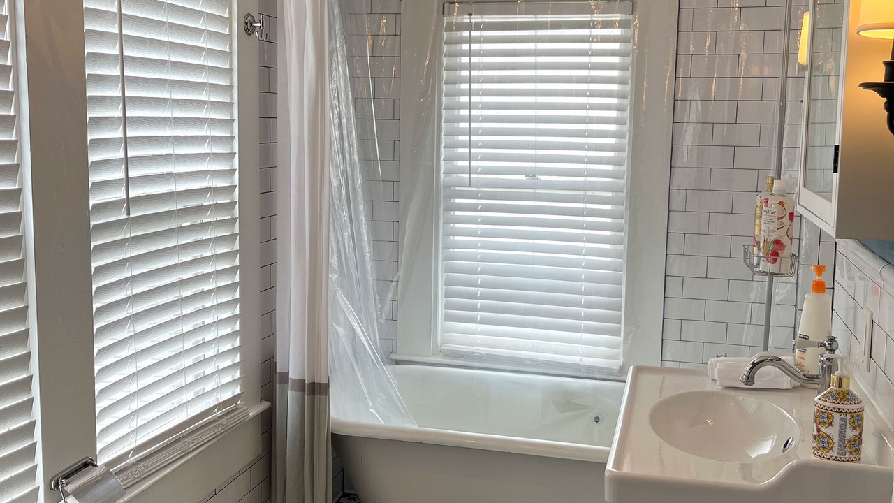 Photo of Bathroom in Monte Vista