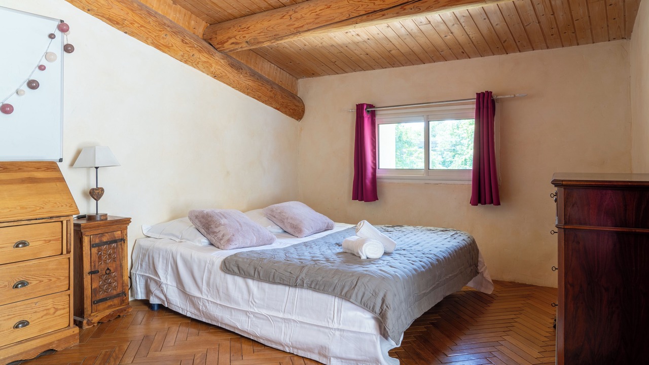 Photo of Bedroom in Alba-la-Romaine