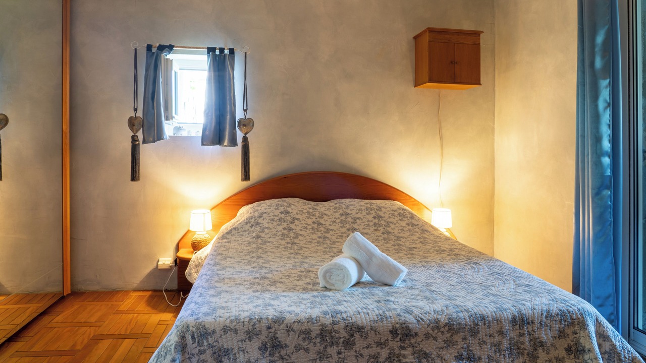 Photo of Bedroom in Alba-la-Romaine