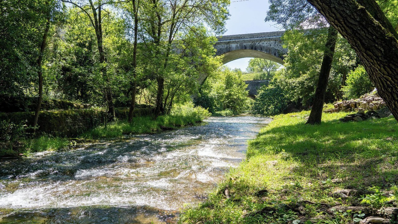 Photo of Outdoor in Alba-la-Romaine