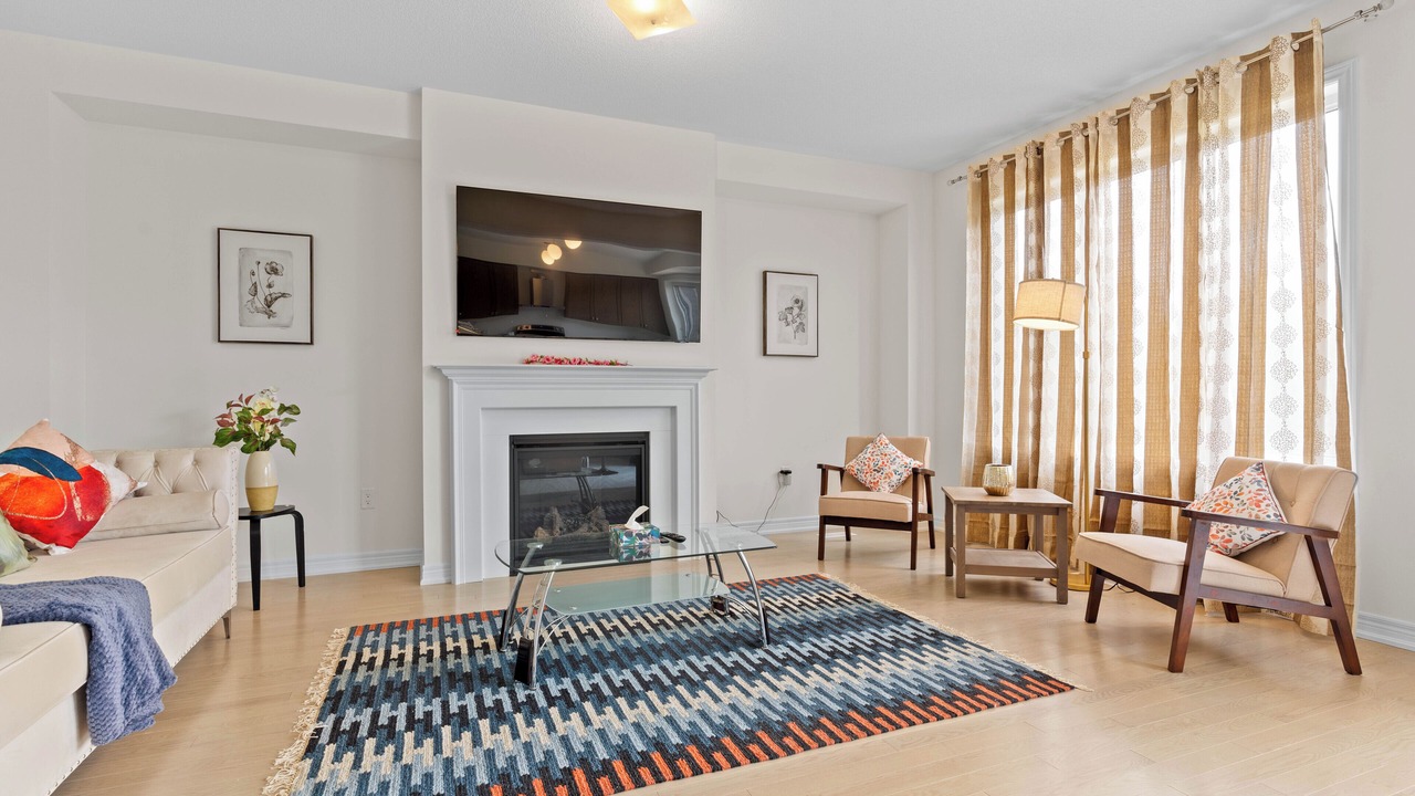Photo of Livingroom in Shelburne