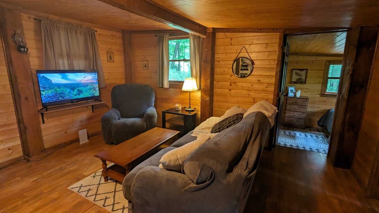 Photo of Livingroom in Hays