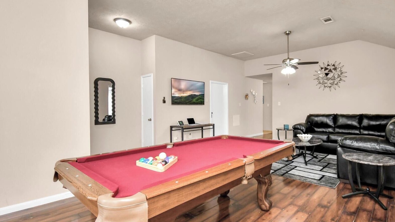 Photo of Livingroom in Tomball