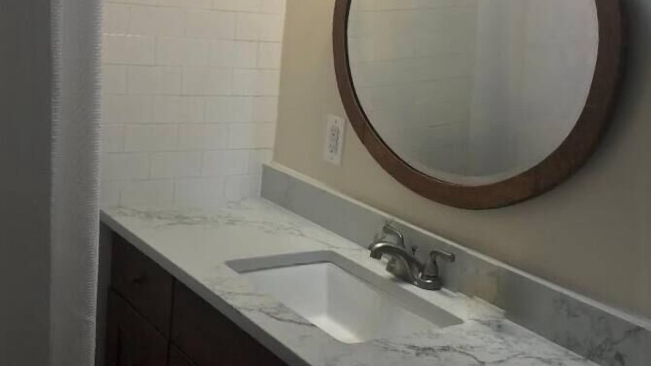 Photo of Bathroom in Tomkins Cove