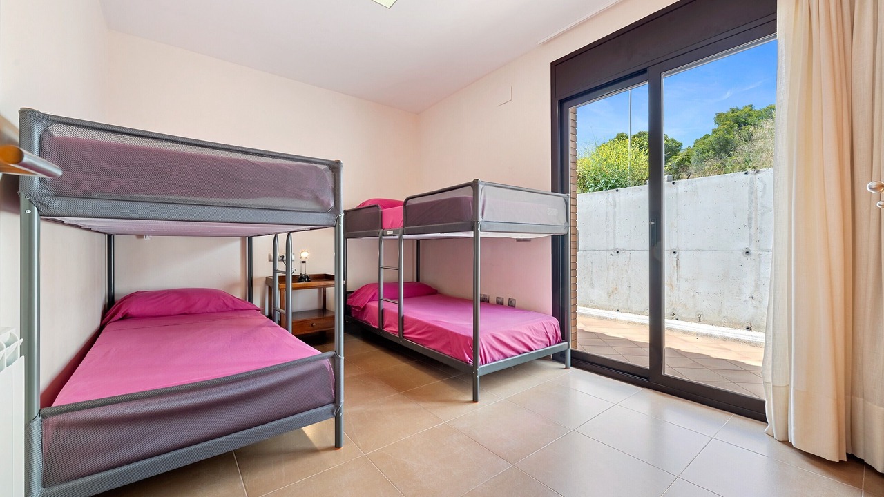Photo of Bedroom in Roda de Bara