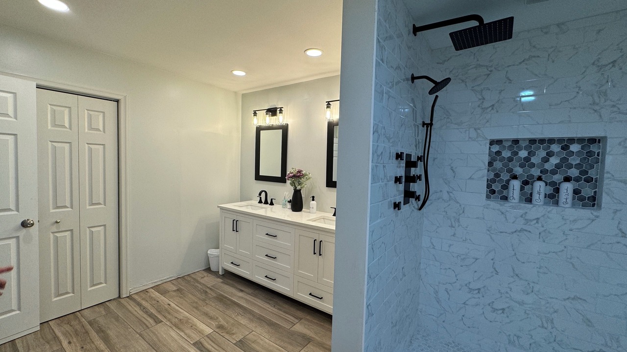 Photo of Bathroom in Rowland