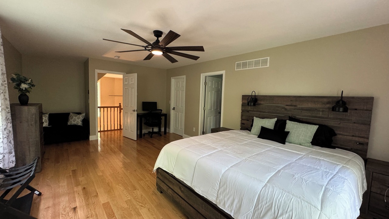 Photo of Bedroom in Rowland