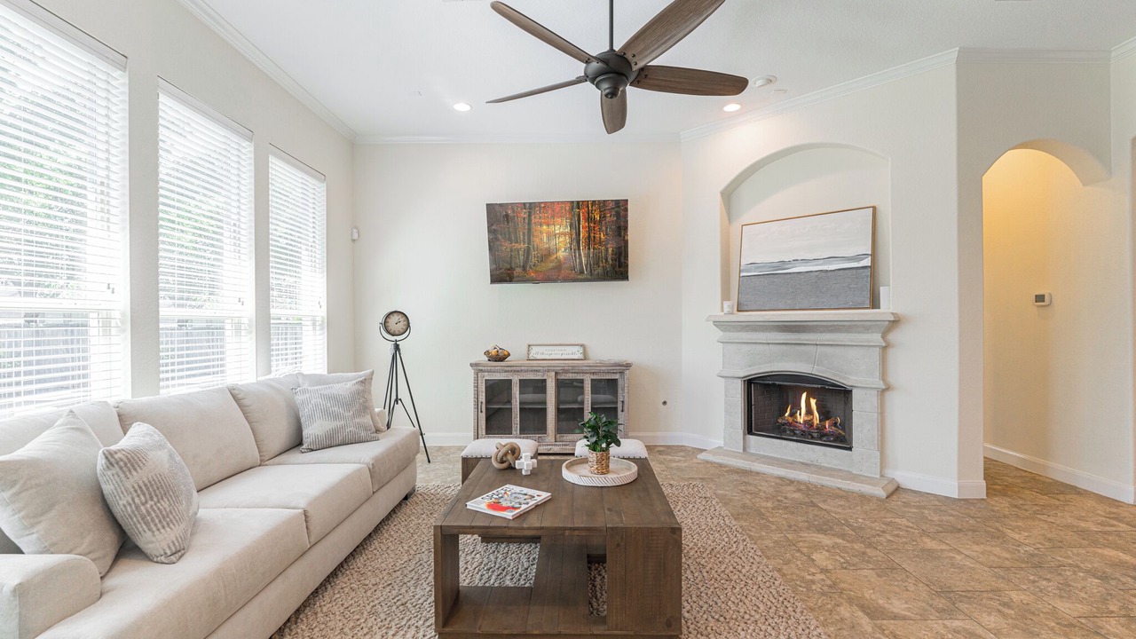 Photo of Livingroom in Sterling Ridge