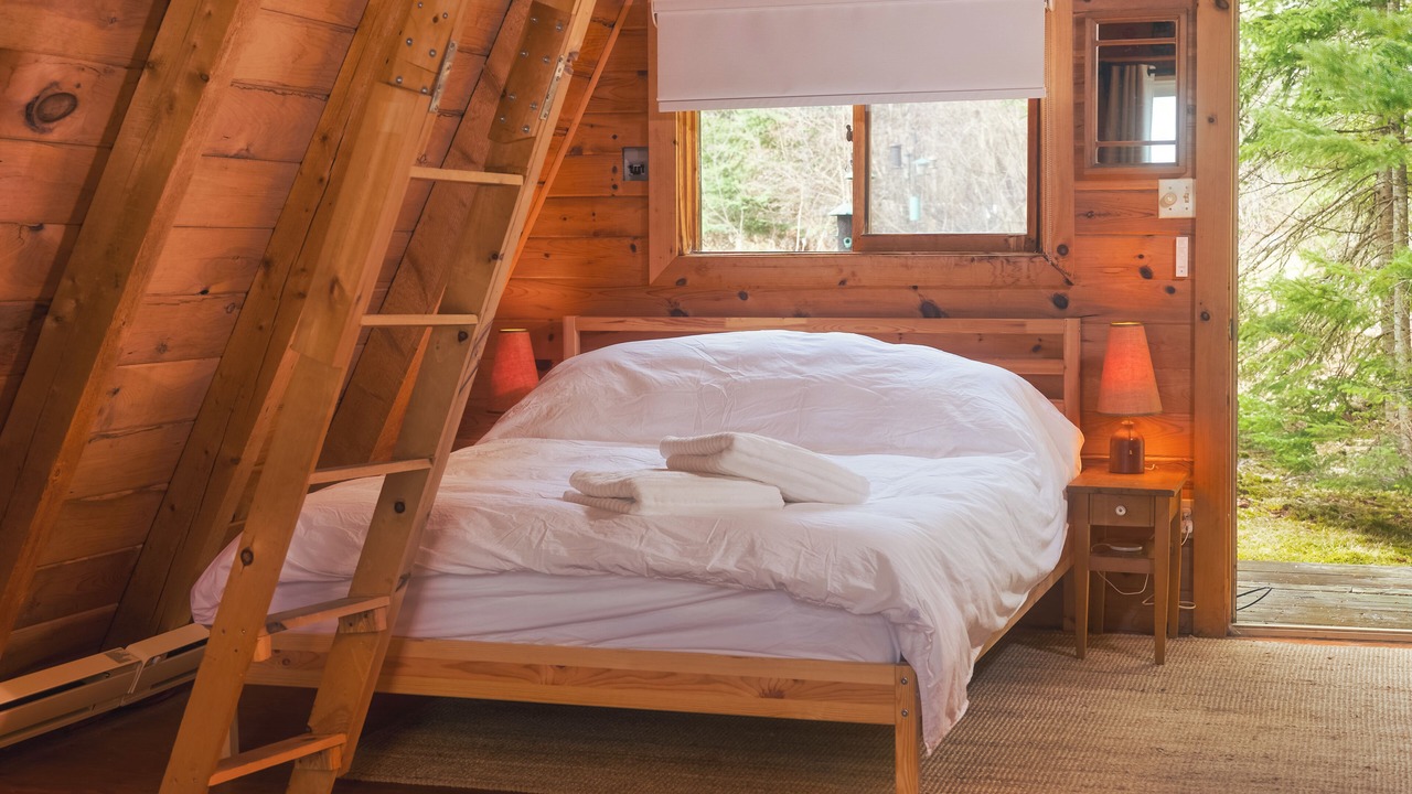 Photo of Bedroom in McMurrich/Monteith