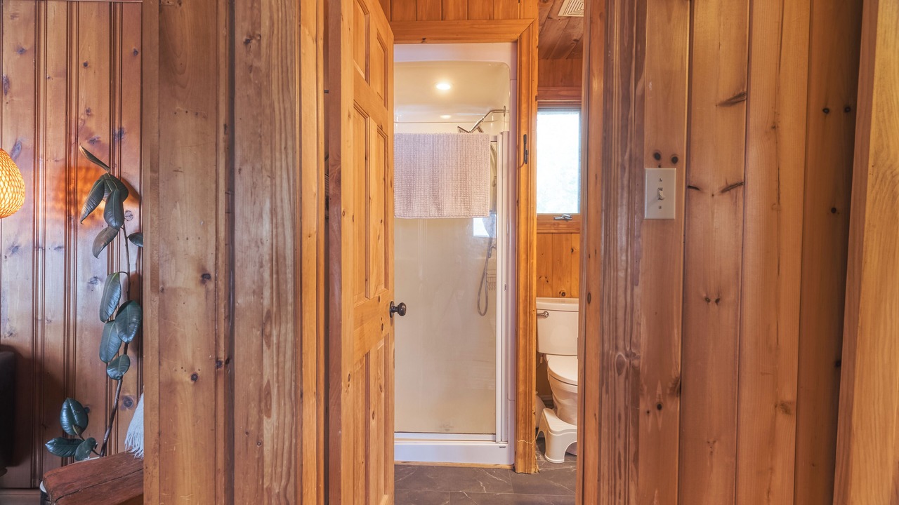 Photo of Bathroom in McMurrich/Monteith