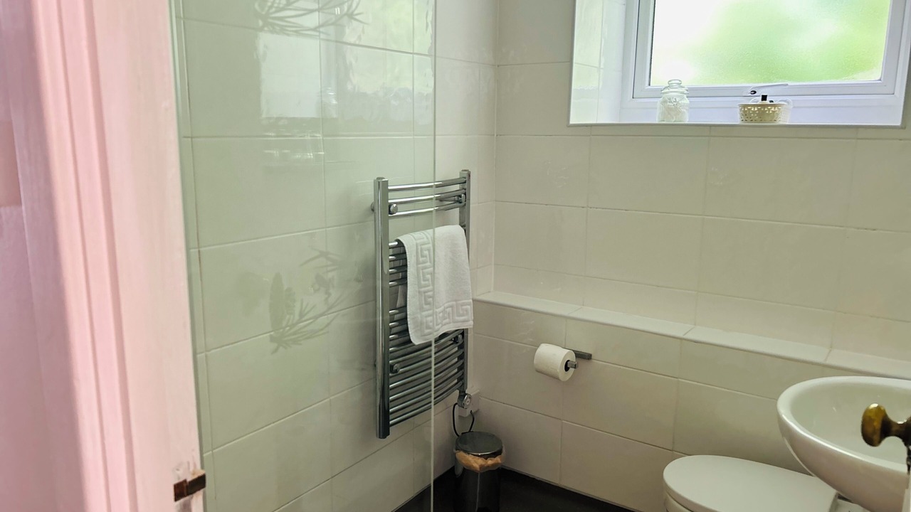 Photo of Others in Oakfordbridge