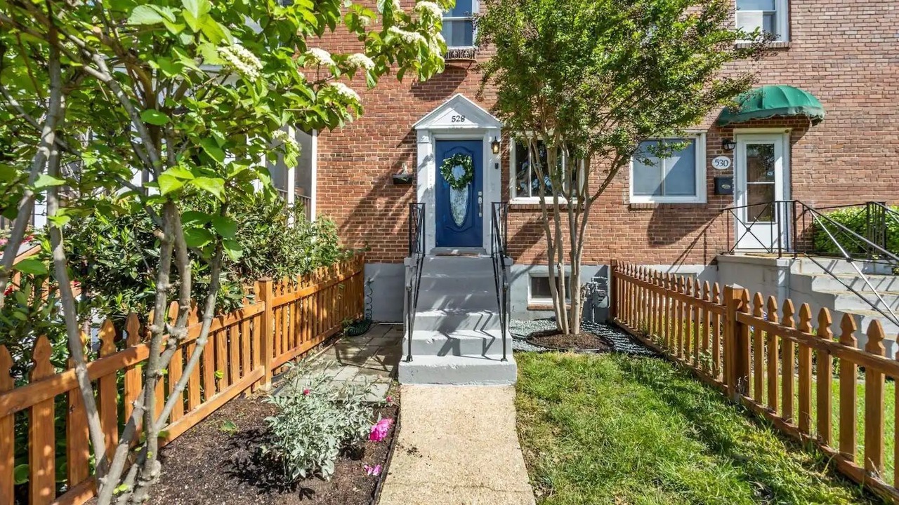 Photo of Outdoor in Del Ray