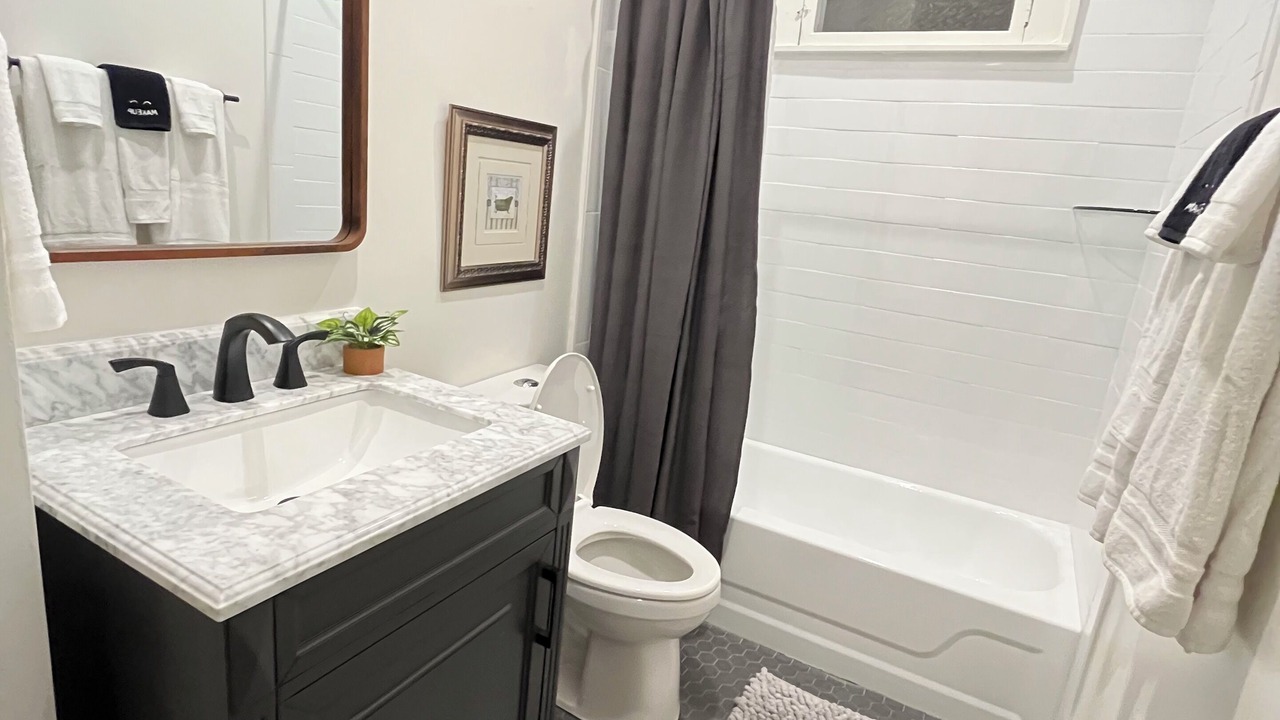 Photo of Bathroom in Crestline Heights