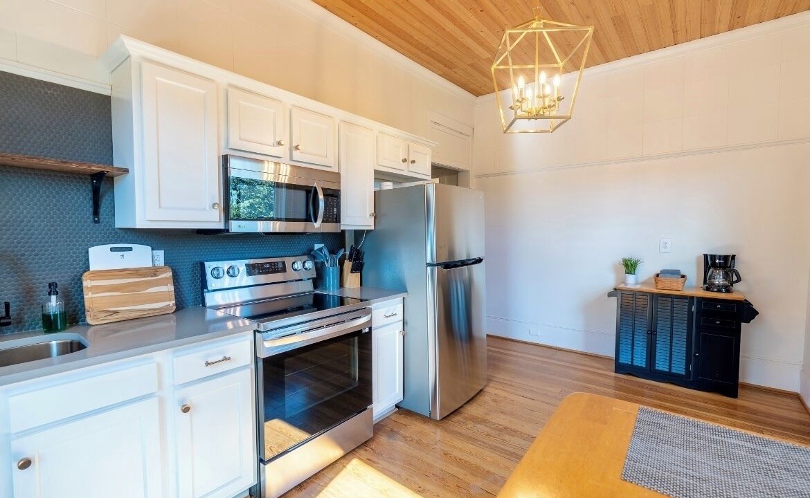 Photo of Kitchen in Crestline Heights