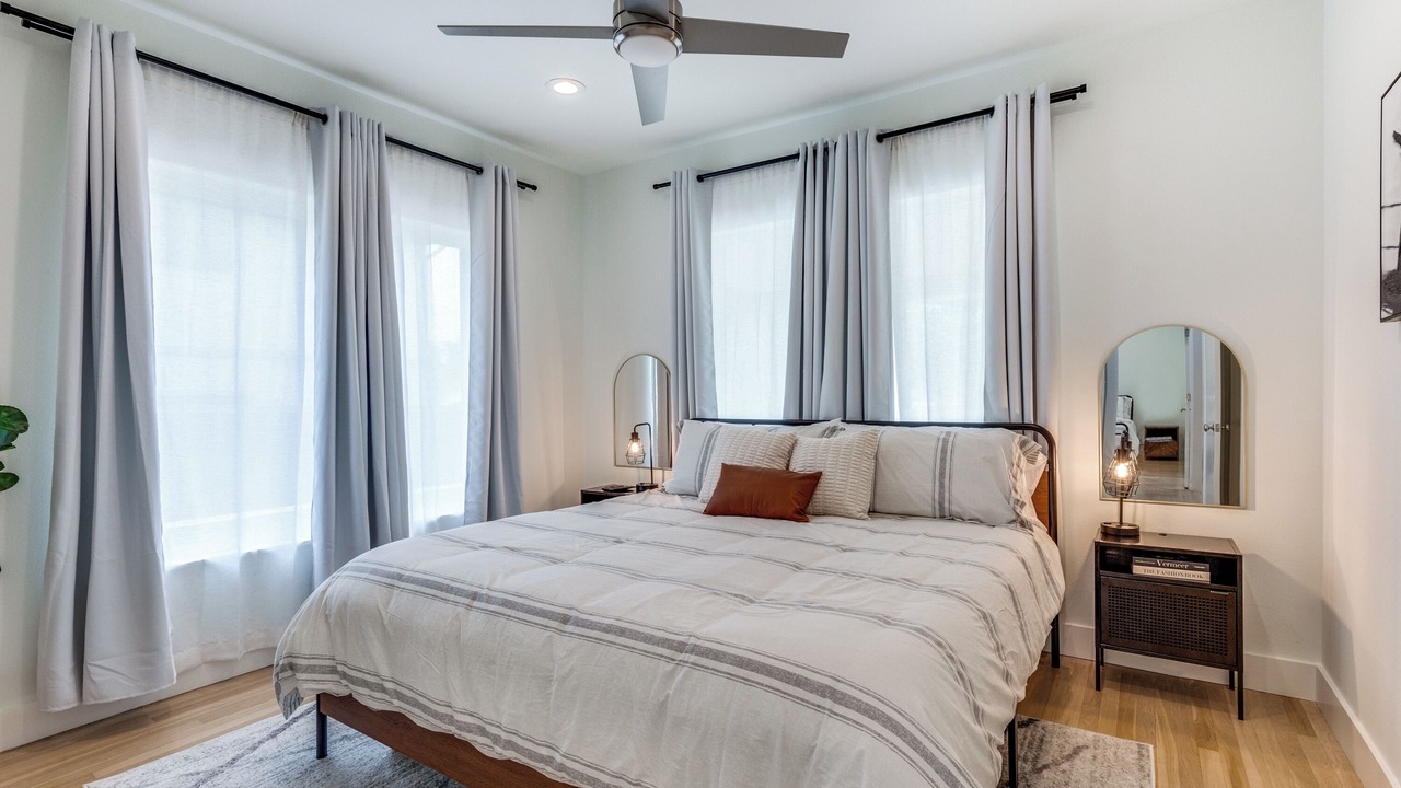 Photo of Bedroom in Fort Worth Cultural District