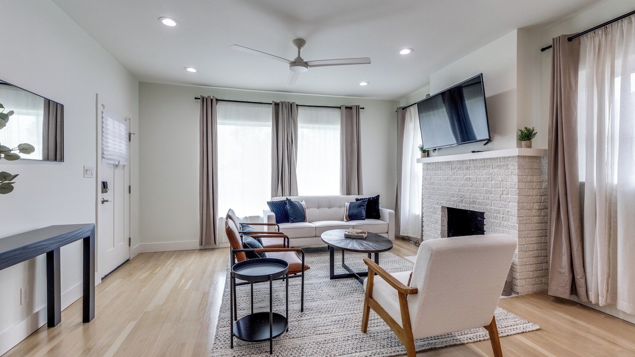 Photo of Livingroom in Fort Worth Cultural District