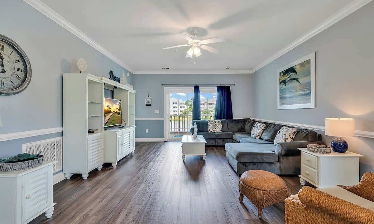 Photo of Livingroom in Central Myrtle Beach