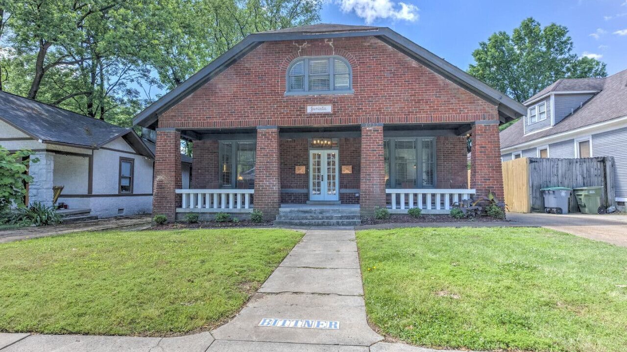 Photo of Outdoor in Cooper-Young Historic District