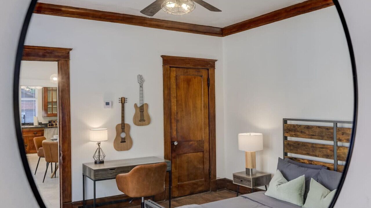 Photo of Bedroom in Cooper-Young Historic District