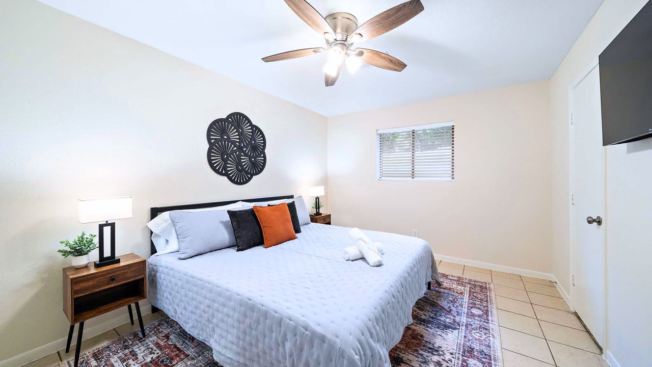 Photo of Bedroom in El Lago