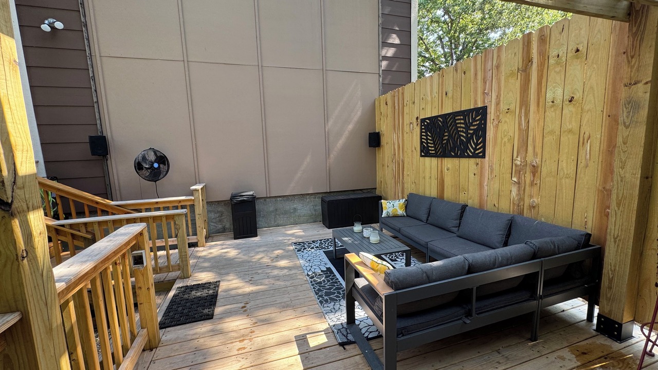 Photo of Patio Balcony in Longtown