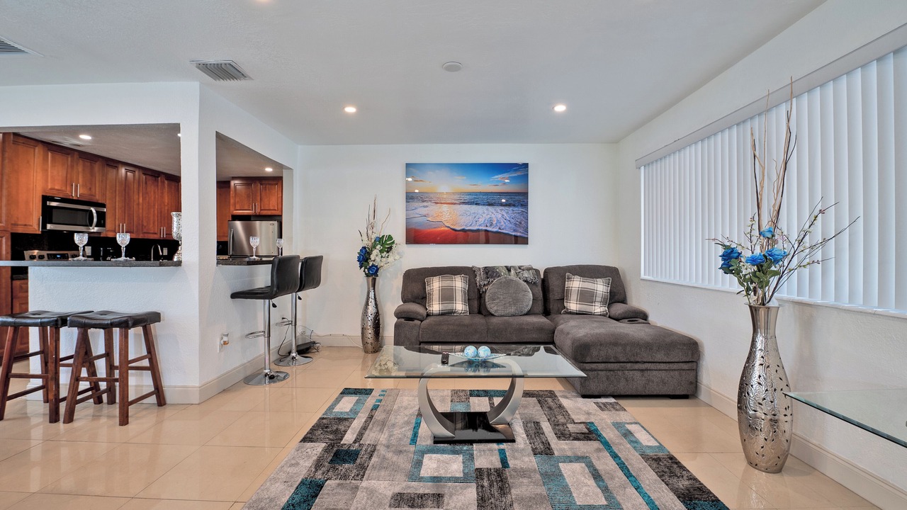 Photo of Livingroom in Miramar