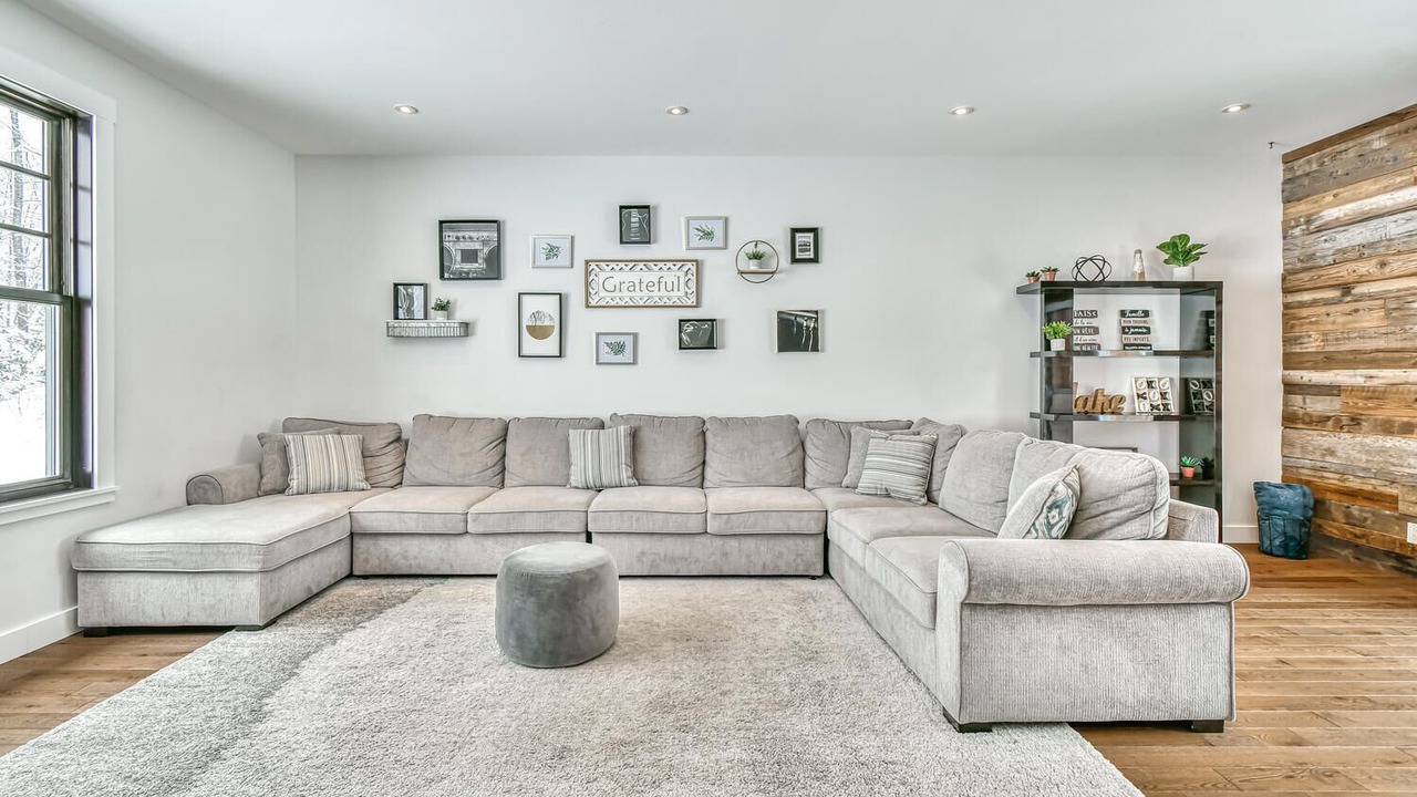 Photo of Livingroom in Saint-Faustin-Lac-Carre