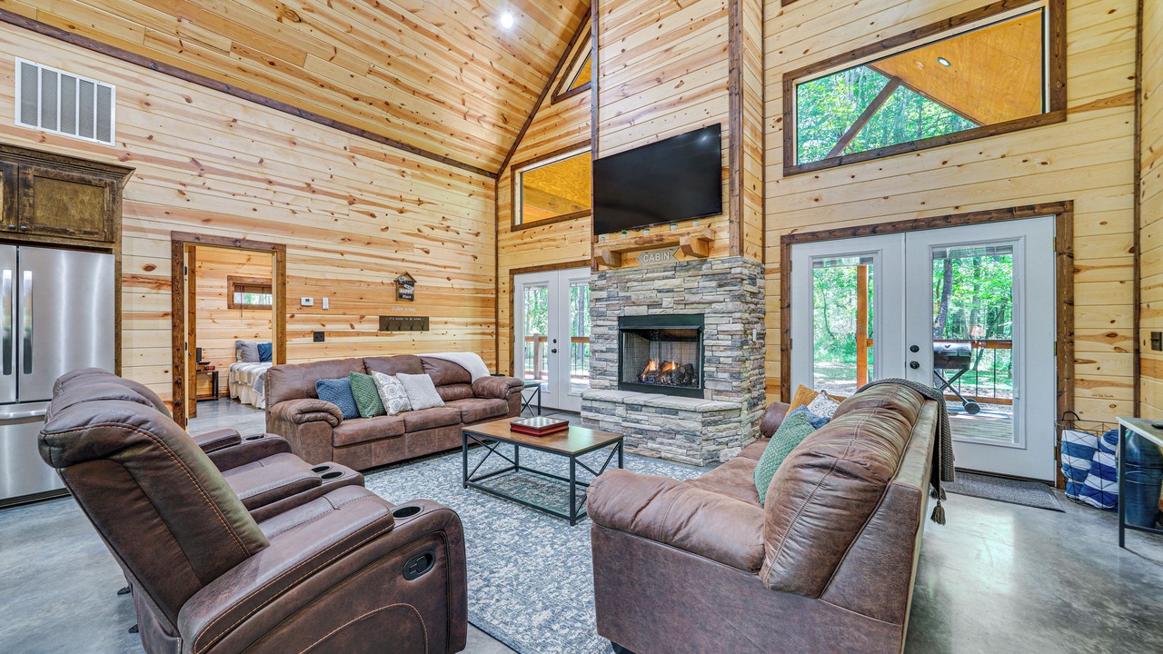Photo of Livingroom in Broken Bow