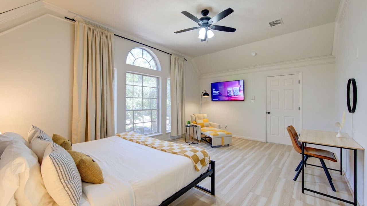 Photo of Bedroom in Katy