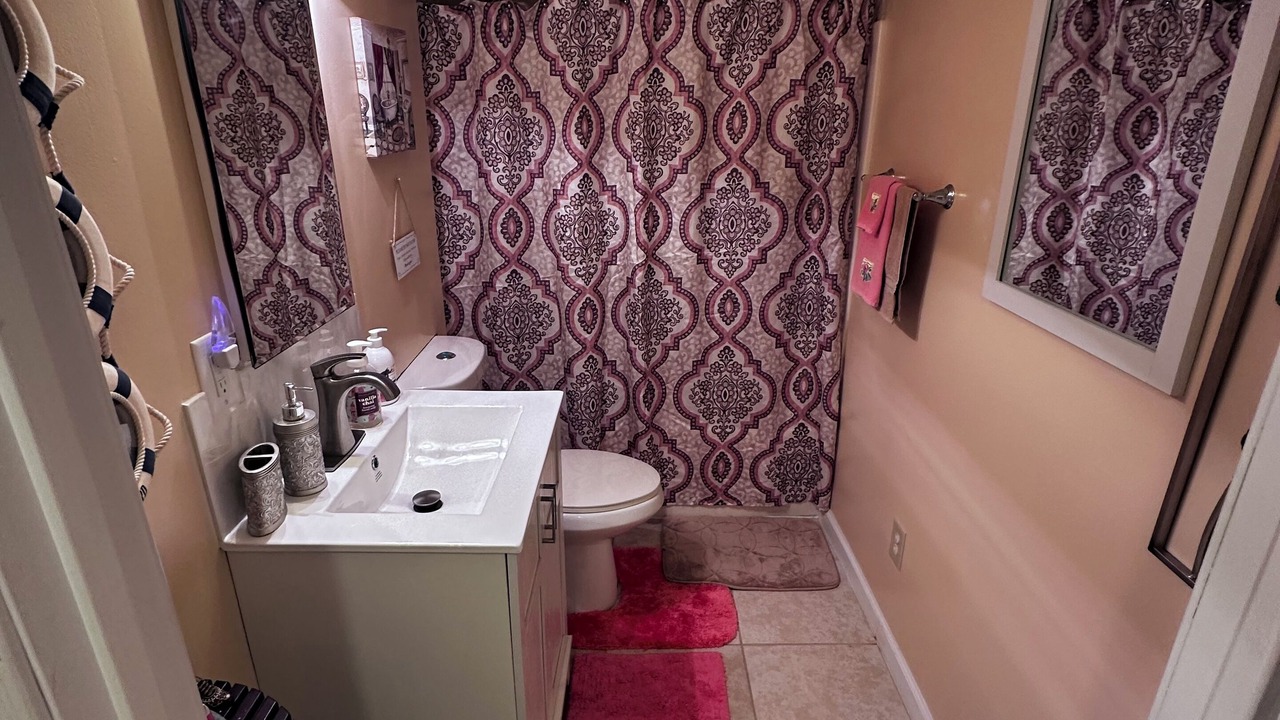 Photo of Bathroom in Lithonia