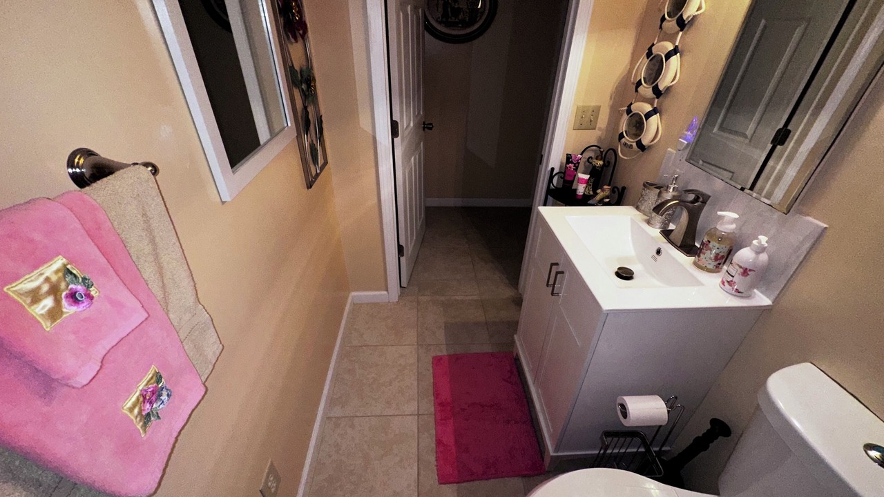 Photo of Bathroom in Lithonia