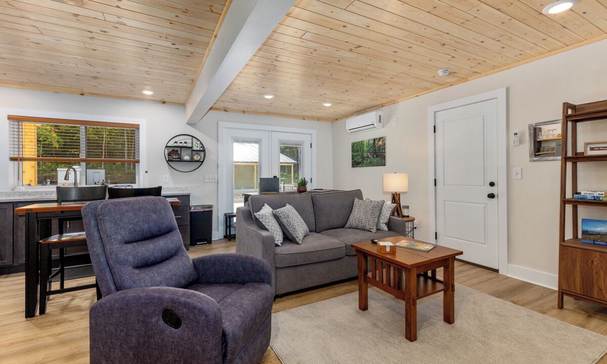 Photo of Bedroom in White Cloud