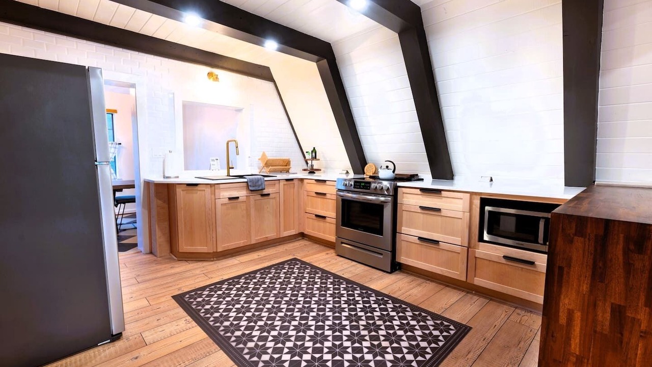 Photo of Others in Rosa