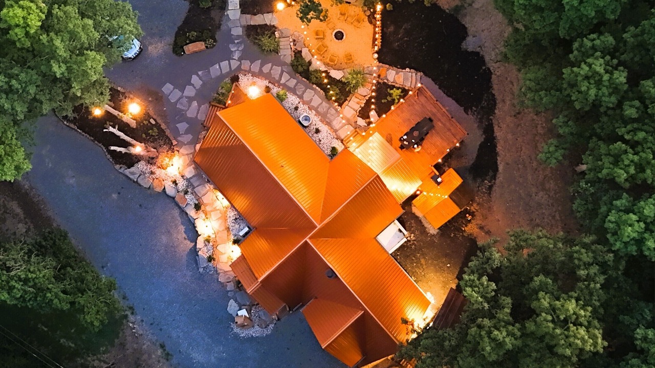 Photo of Others in Rosa