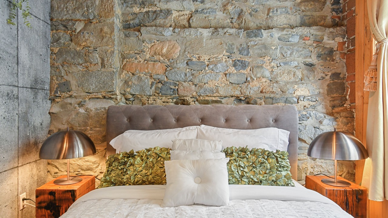 Photo of Bedroom in Old Montreal