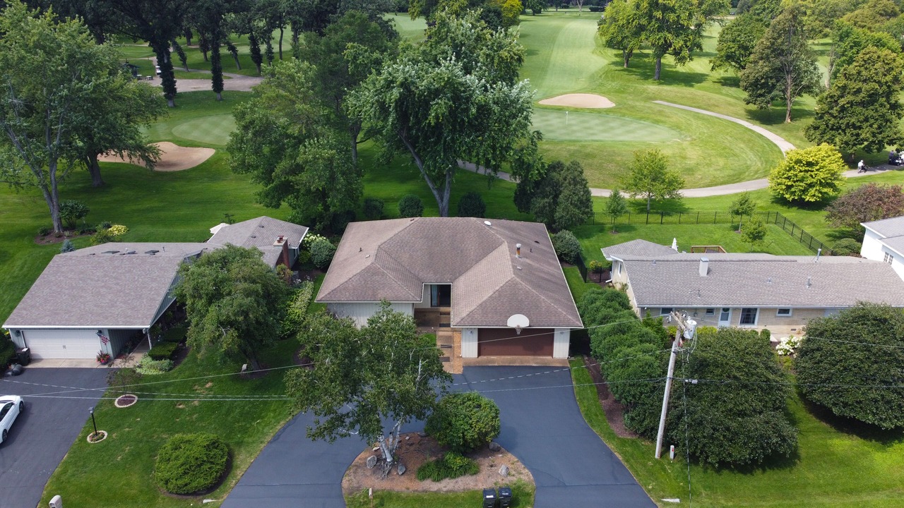 Photo of Outdoor in McHenry