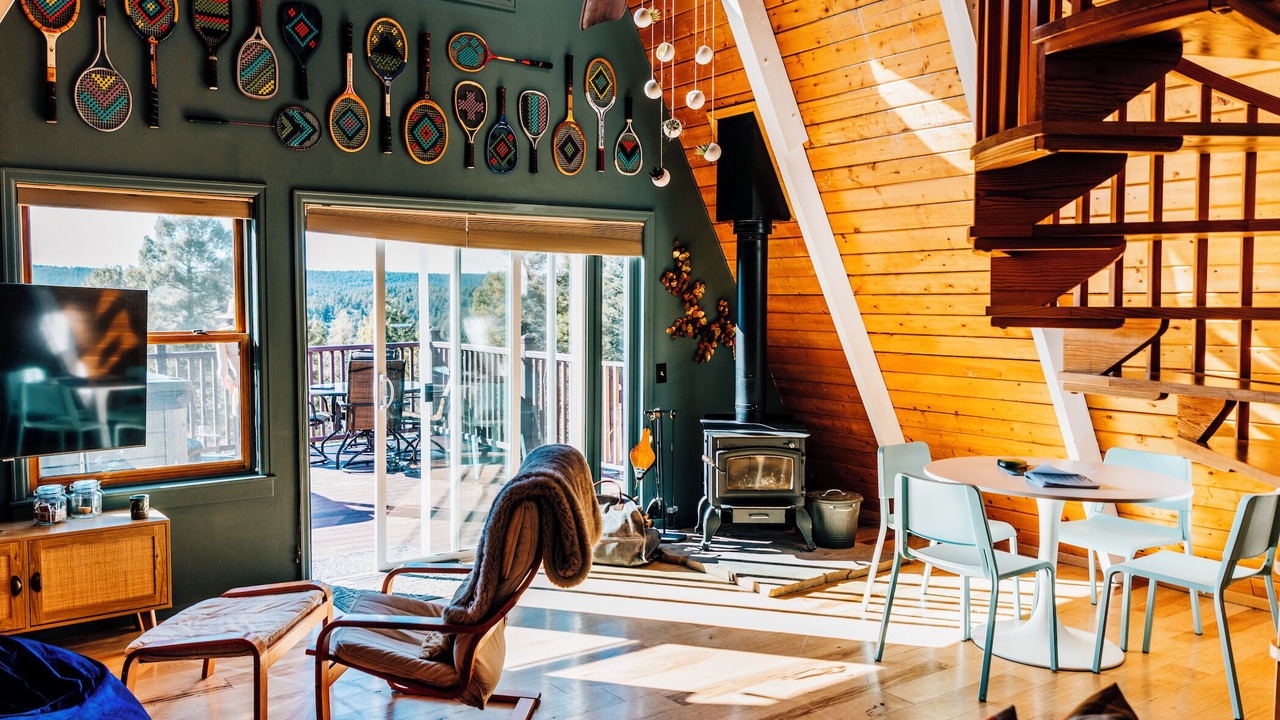 Photo of Livingroom in Divide