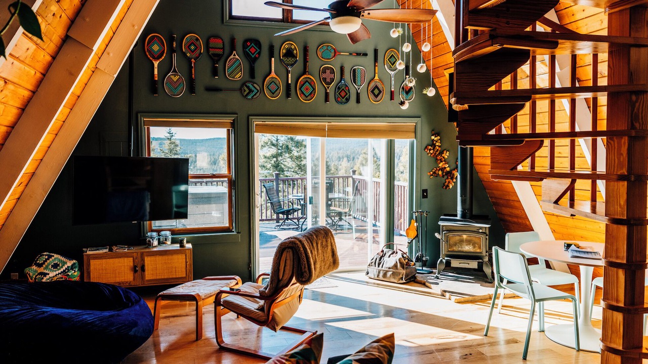 Photo of Livingroom in Divide