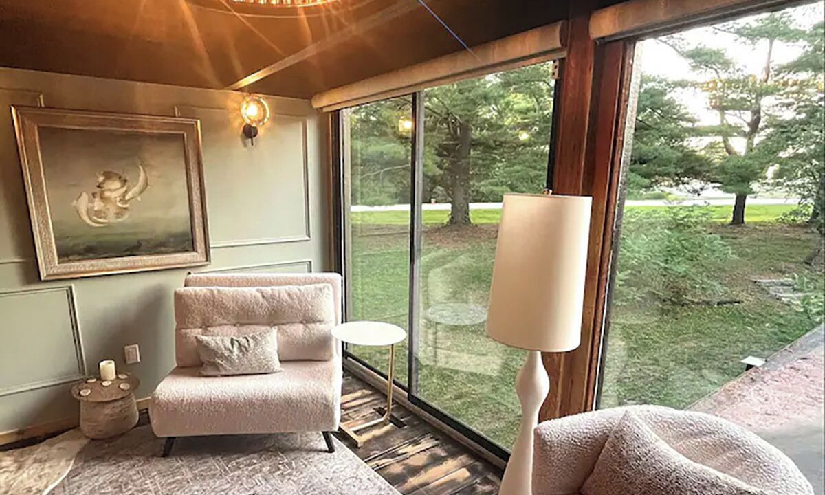 Photo of Livingroom in Lincoln
