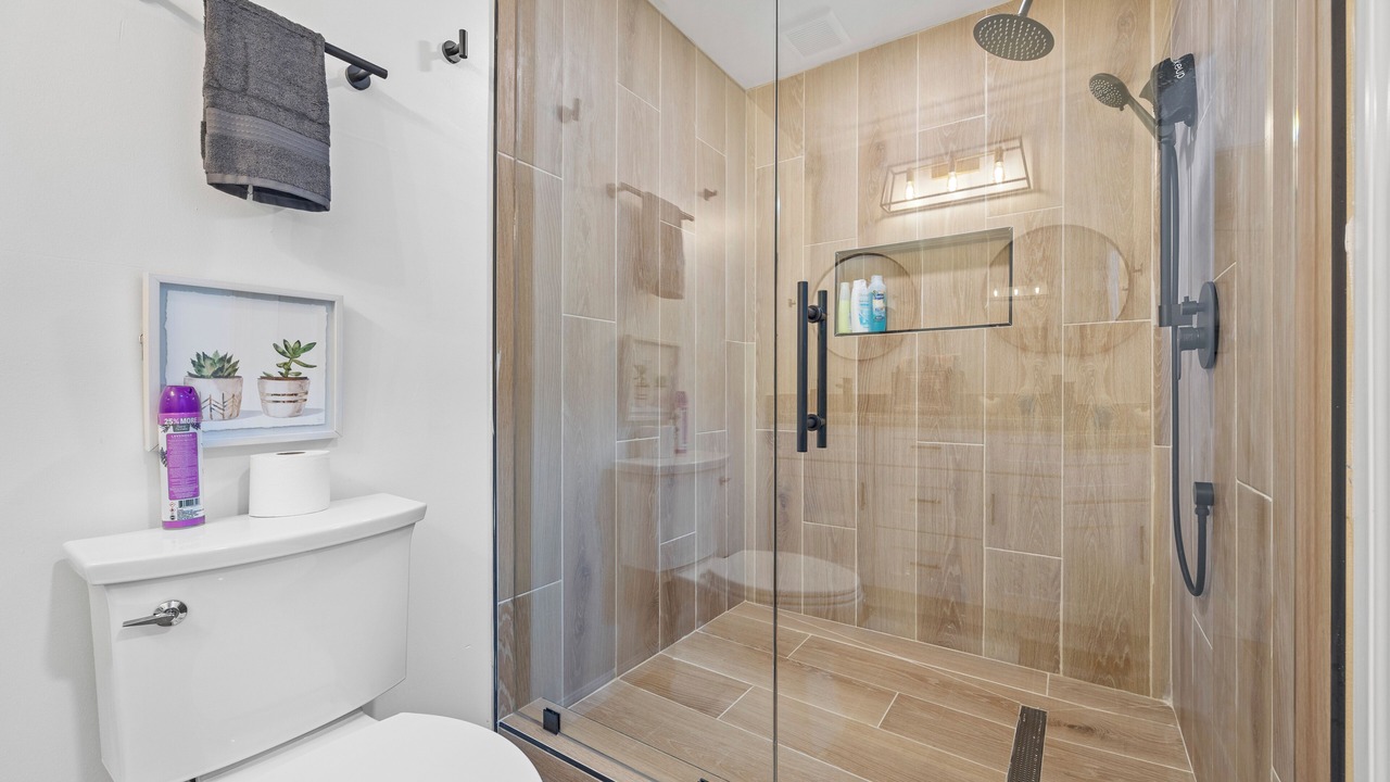 Photo of Bathroom in Stone Mountain