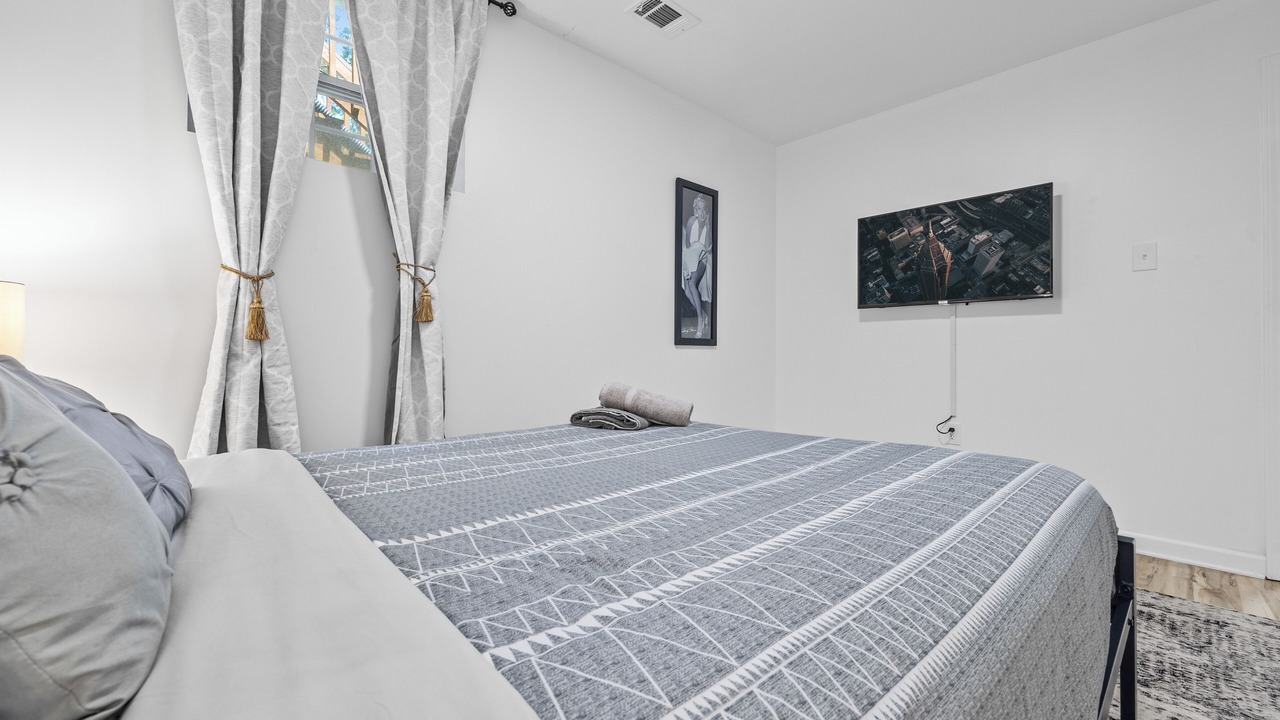 Photo of Bedroom in Stone Mountain