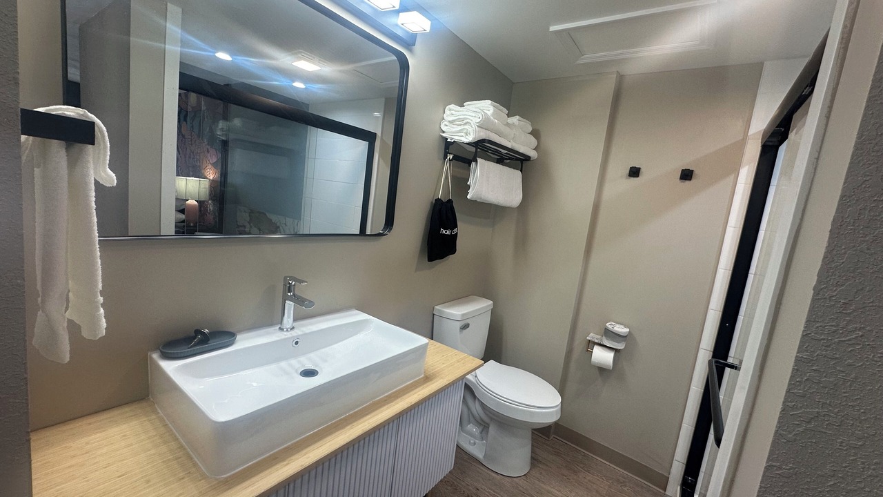 Photo of Bathroom in Hannibal