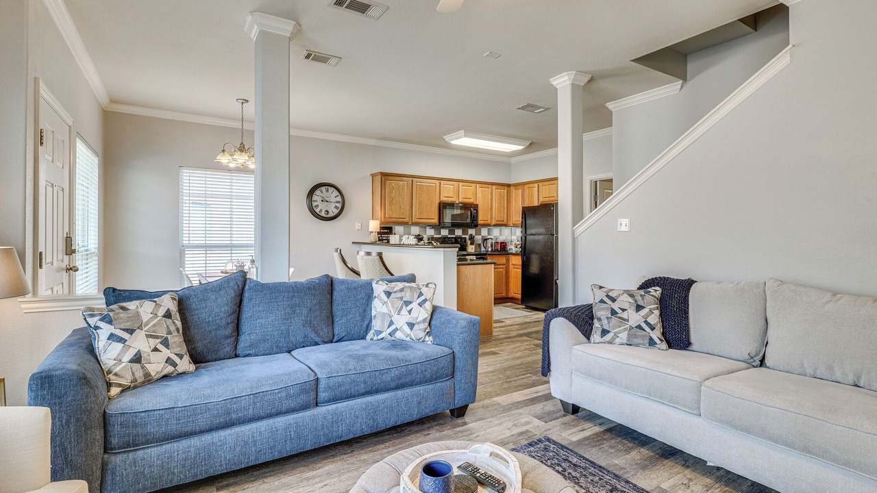 Photo of Livingroom in College Station