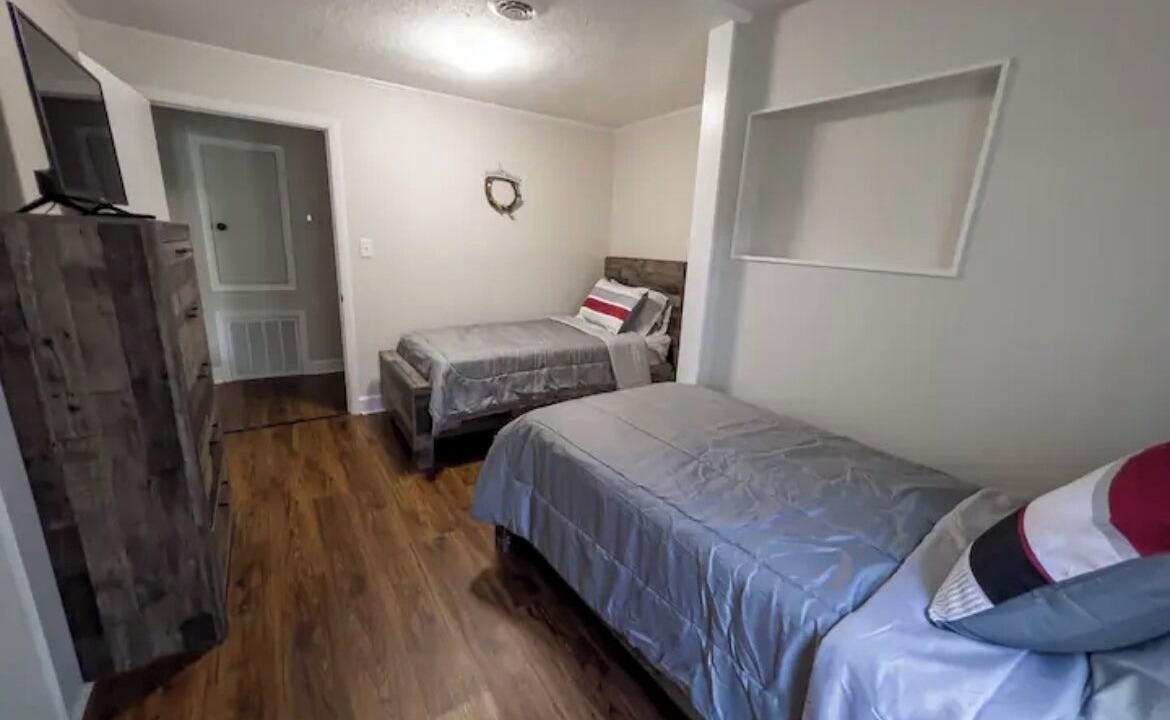 Photo of Bedroom in Scottsboro