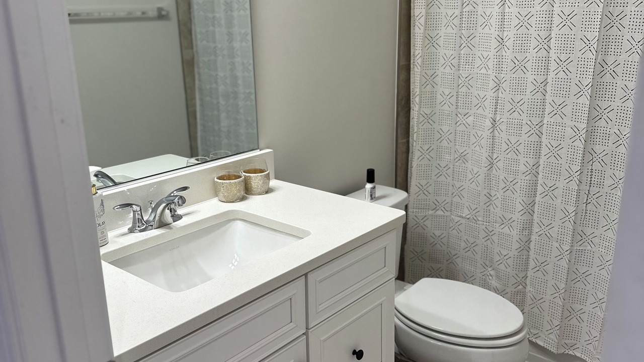 Photo of Bathroom in Largo