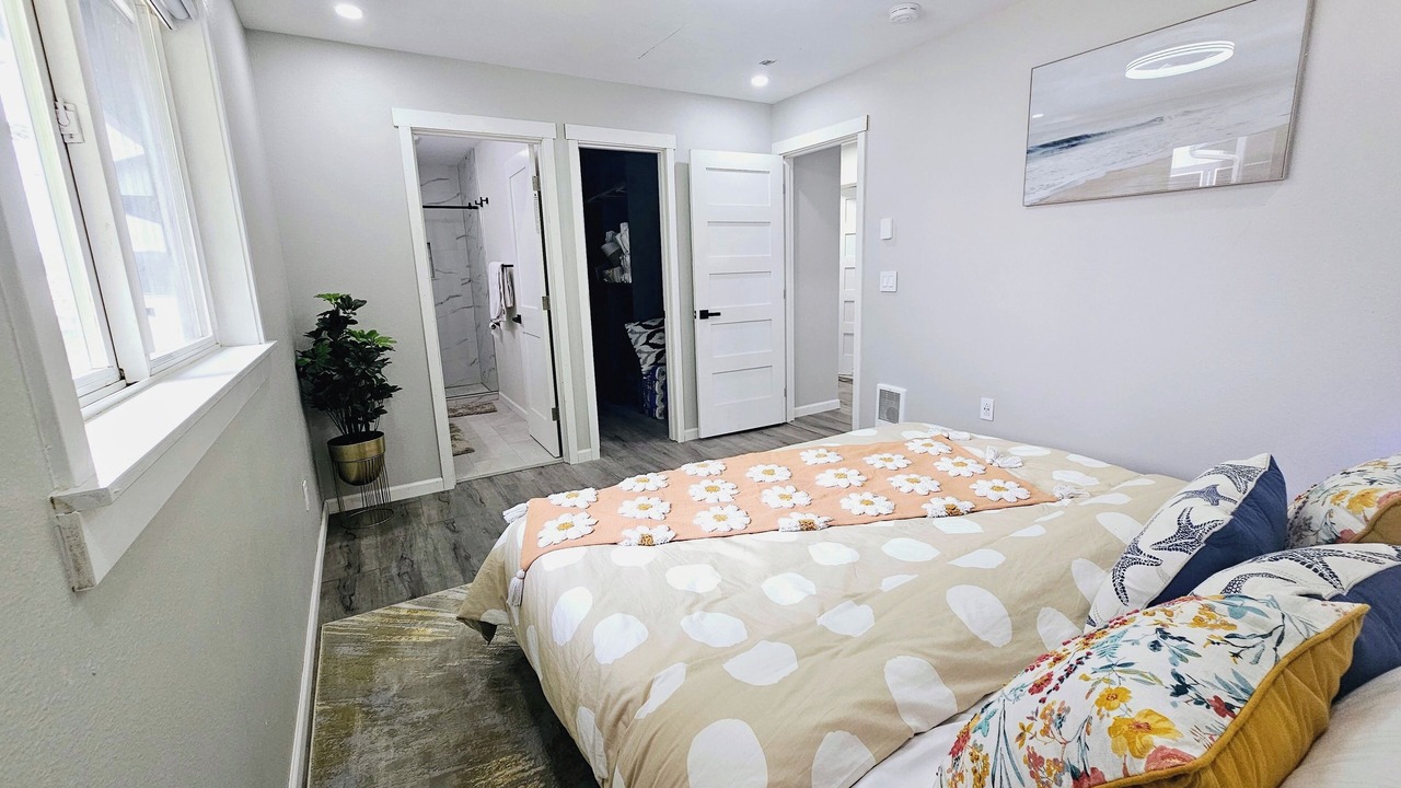 Photo of Bedroom in Kingston