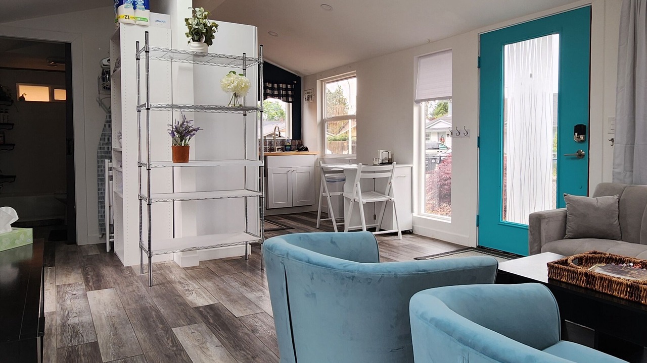 Photo of Livingroom in Hillsboro