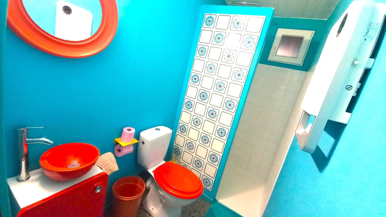 Photo of Bathroom in Sarrant