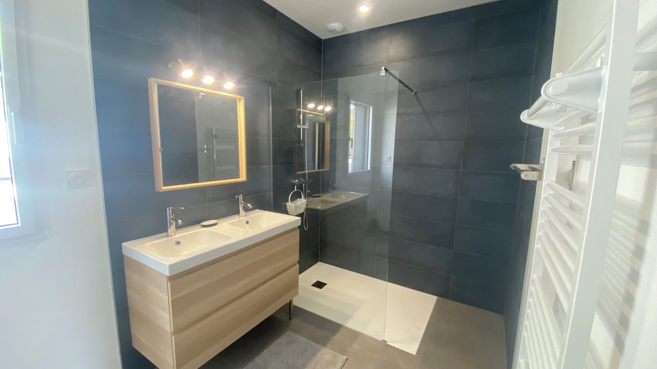 Photo of Bathroom in Ambon